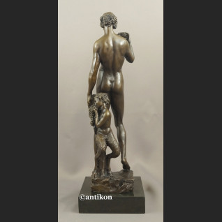 Bachus z faunem ogromny brąz salonowa rzeźba bóg wina