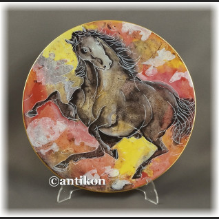 Cztery Żywioły talerze kolekcjonerskie z certyfikatem H.Erni konie Cztery Żywioły talerze kolekcjonerskie z certyfikatem H.Erni konie