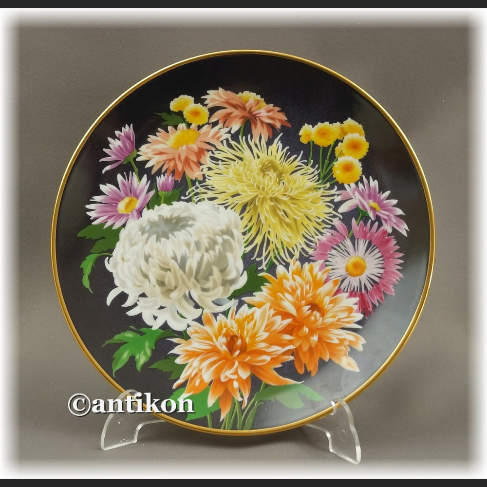 Ekskluzywna porcelana Kwiaty ogrodowe kolekcjonerskie talerze  cała seria z certyfikatem Ekskluzywna porcelana Kwiaty ogrodowe kolekcjonerskie talerze  cała seria z certyfikatem