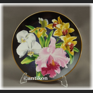 Ekskluzywna porcelana Kwiaty ogrodowe kolekcjonerskie talerze  cała seria z certyfikatem Ekskluzywna porcelana Kwiaty ogrodowe kolekcjonerskie talerze  cała seria z certyfikatem