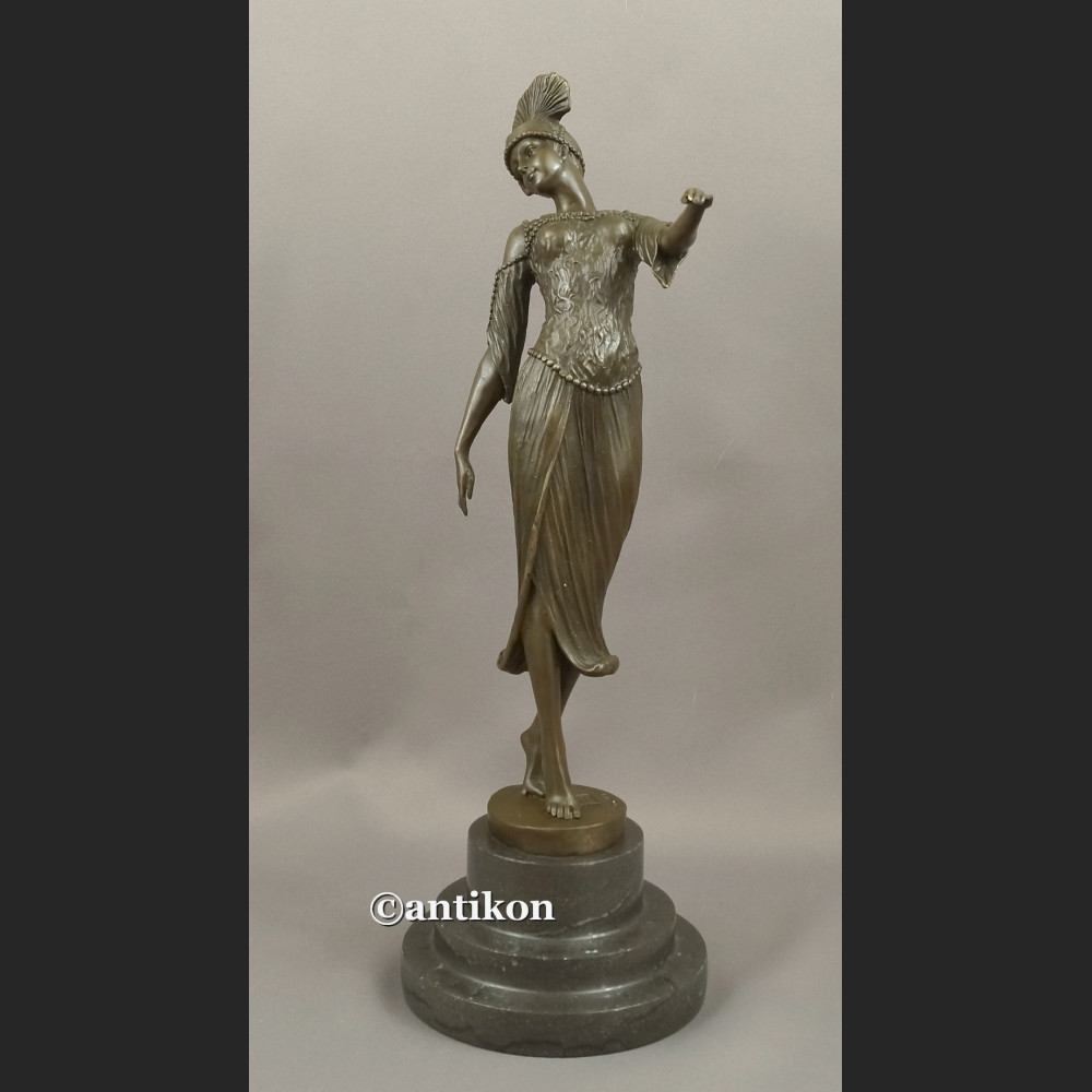 Figurka z brązu tancerka art deco francuska rzeźba Figurka z brązu tancerka art deco francuska rzeźba