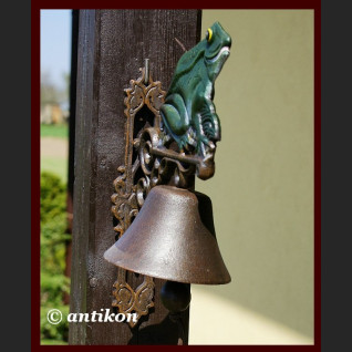 Dzwon żaba żeliwny na szczęście 