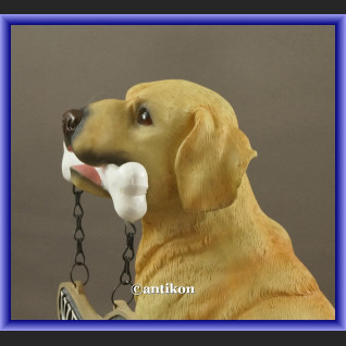 Witający pies ogrodowa figurka