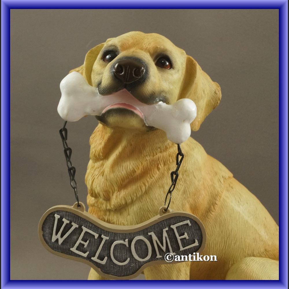 Witający pies ogrodowa figurka