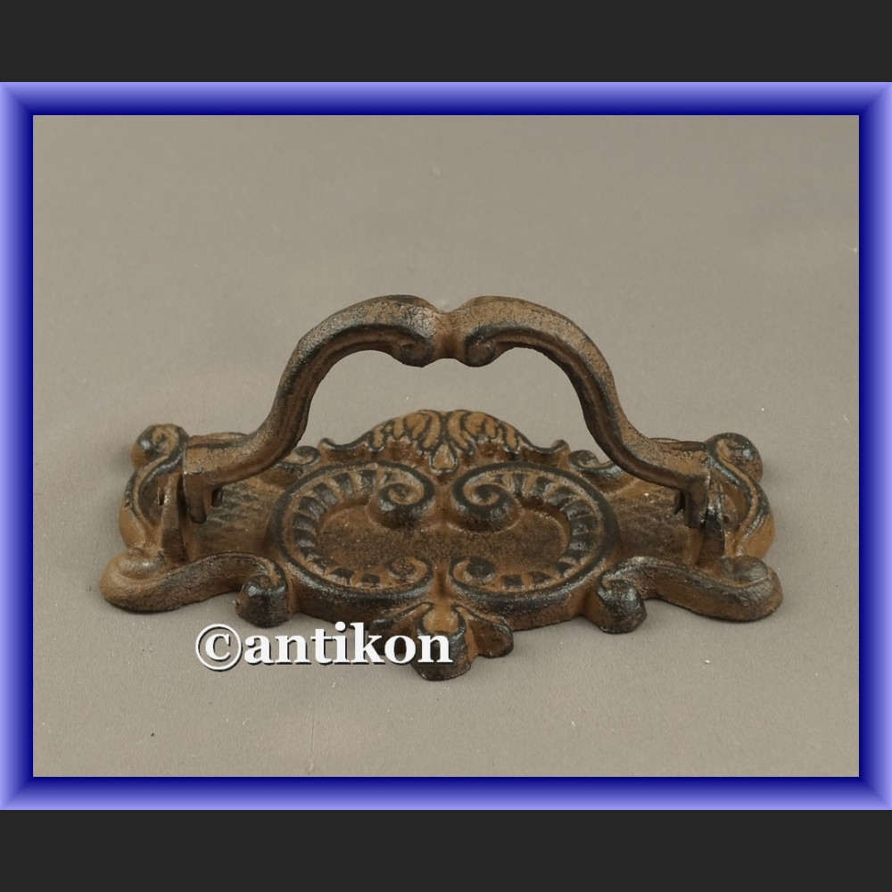 Secesyjna kołatka do drzwi z żeliwa 