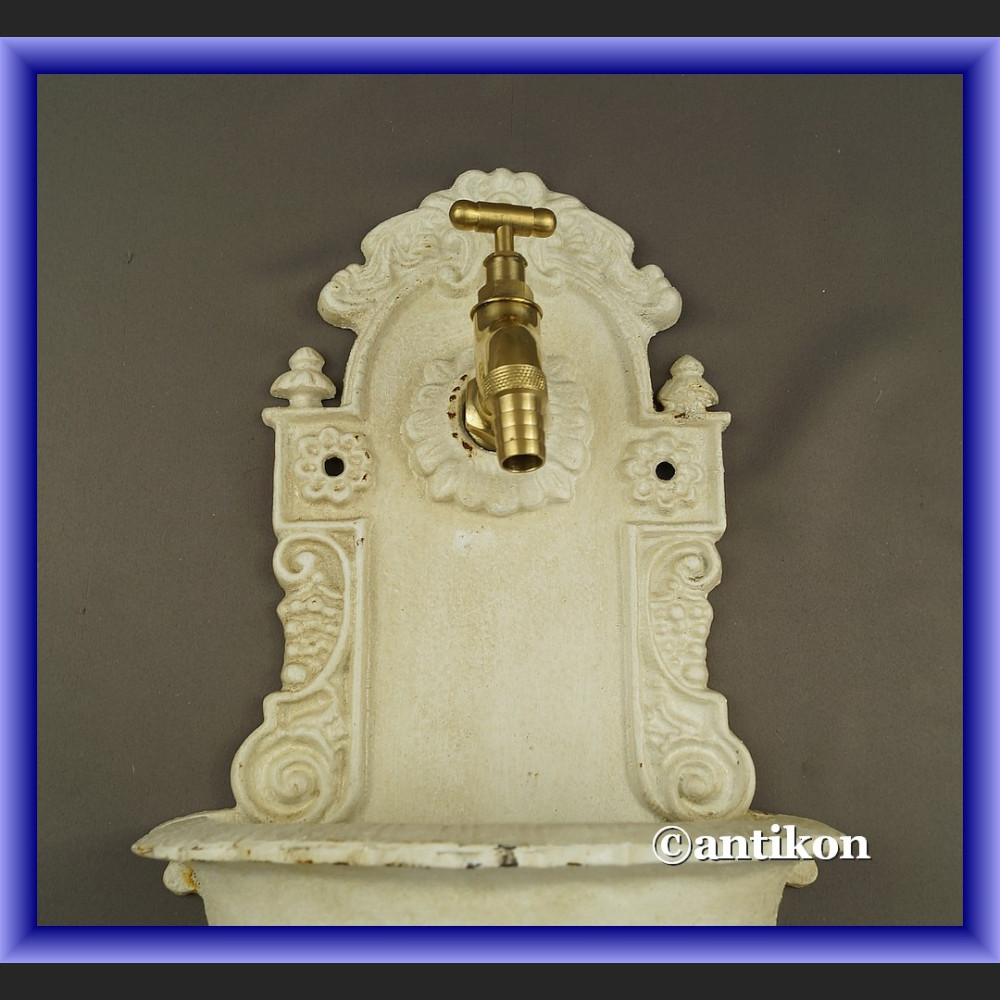 Wodnik ogrodowy zlew żeliwny kranik i wylewka Wodnik ogrodowy zlew żeliwny kranik i wylewka