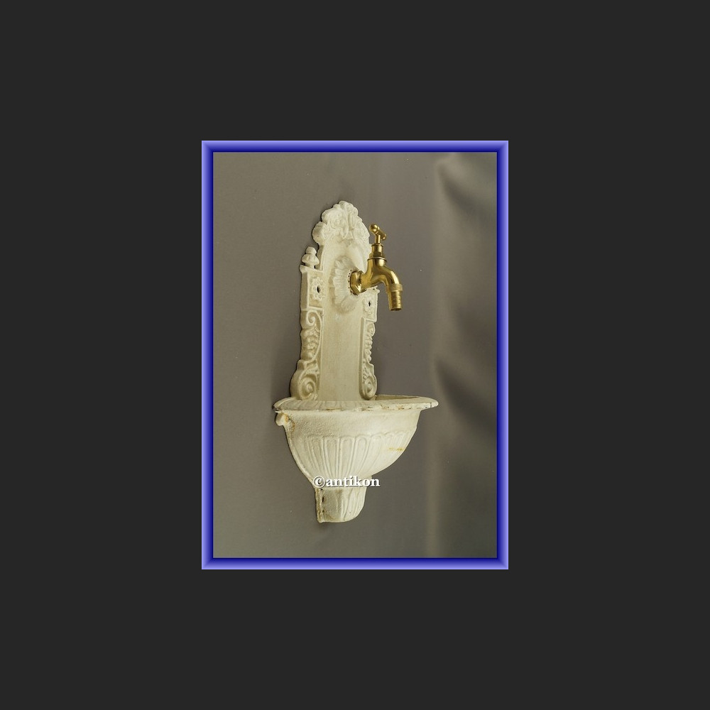 Wodnik ogrodowy zlew żeliwny kranik i wylewka Wodnik ogrodowy zlew żeliwny kranik i wylewka