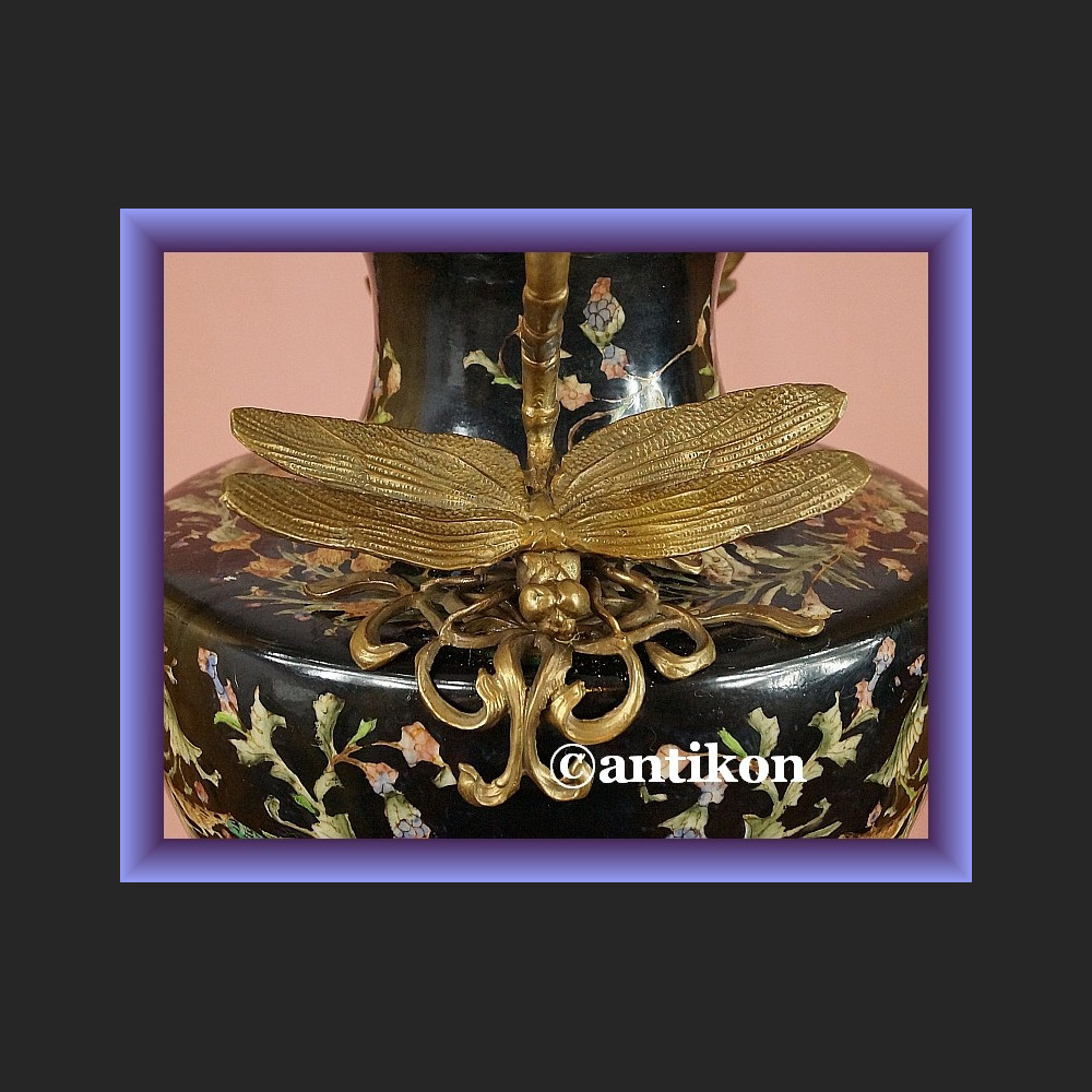 Wielki pałacowy wazon z ważkami malowany