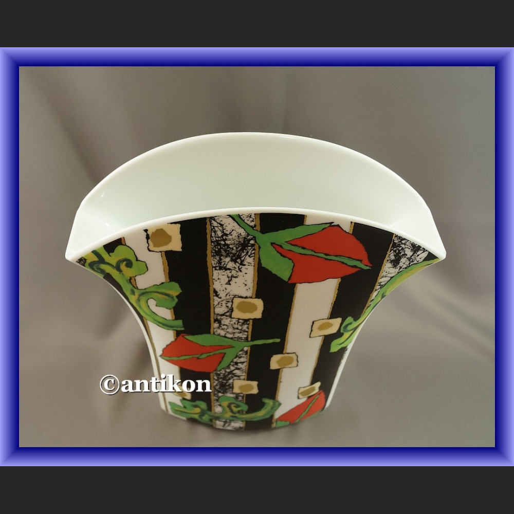 Porcelana Rosenthal róże modernistyczny wazon lata 60 Porcelana Rosenthal róże modernistyczny wazon lata 60