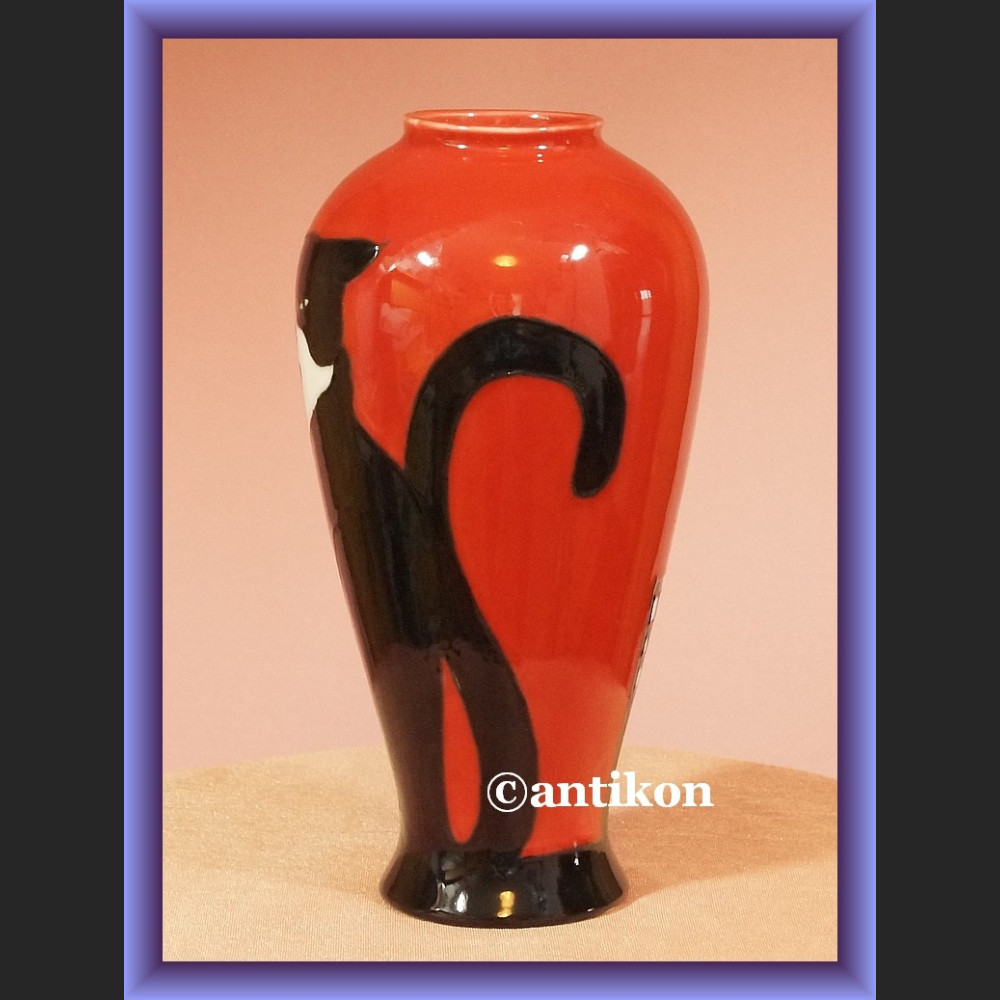 Wazon porcelanowy z kotem Le Chat Noir Wazon porcelanowy z kotem Le Chat Noir