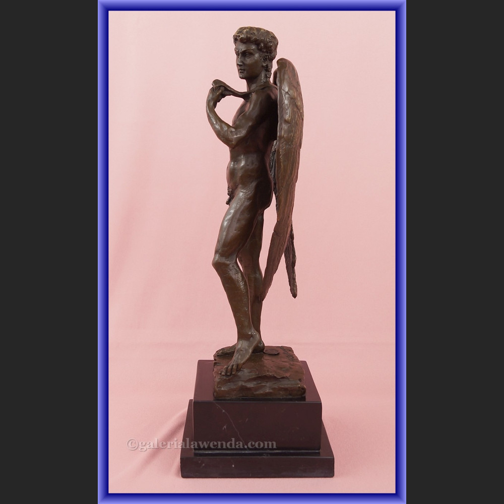 Akt z brązu Dawid jako Anioł Akt z brązu Dawid jako Anioł