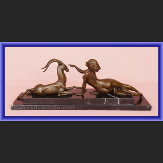 Rzeźba brązu kobieta i antylopa rasowe art deco  Rzeźba brązu kobieta i antylopa rasowe art deco