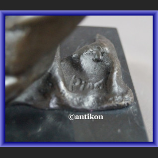 Rzeźba z brązu skrzypek duże popiersie