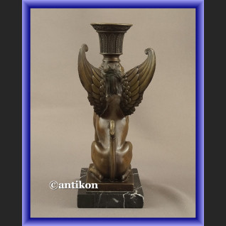 Rzeźba z brązu skrzydlaty sfinks niesamowity