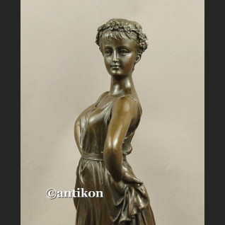 Rzeźba z brązu secesyjna tancerka  piękny brąz