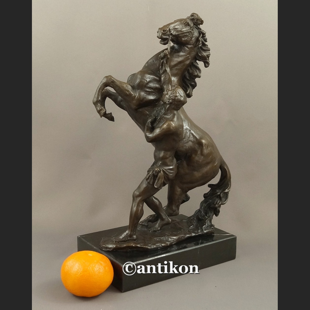 Rzeźba z brązu Koń z Marly piękny posąg Rzeźba z brązu Koń z Marly piękny posąg