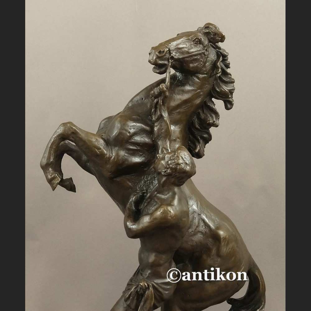 Rzeźba z brązu Koń z Marly piękny posąg Rzeźba z brązu Koń z Marly piękny posąg