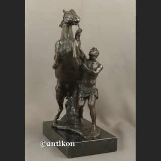 Rzeźba z brązu Koń z Marly piękny posąg Rzeźba z brązu Koń z Marly piękny posąg