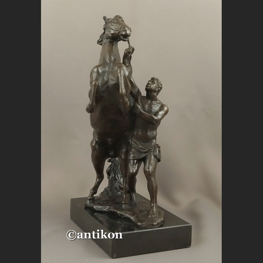 Rzeźba z brązu Koń z Marly piękny posąg Rzeźba z brązu Koń z Marly piękny posąg