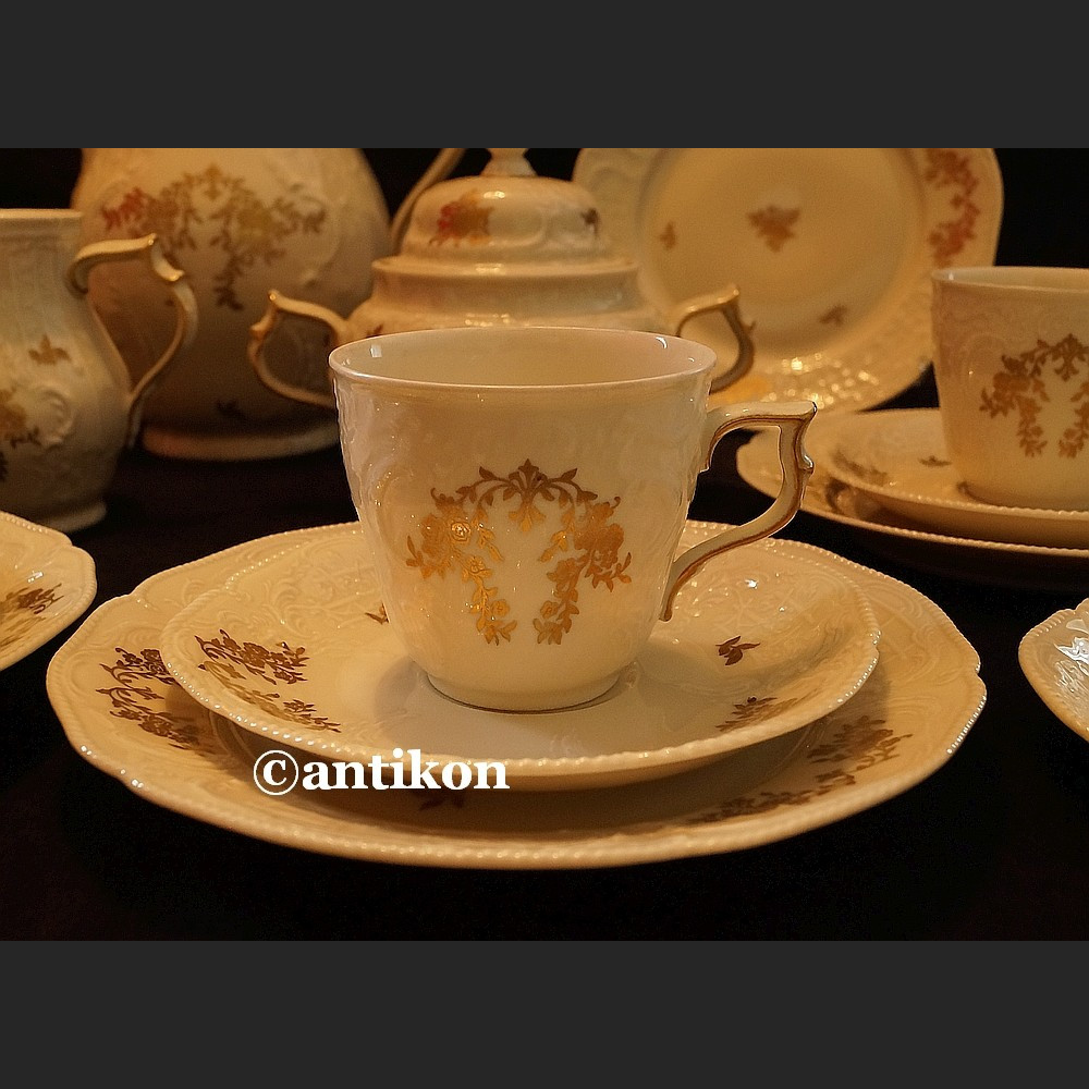 Serwis Rosenthal wyjątkowy kawa herbata na 6 osób Sanssouci ok. 1938 r. Serwis Rosenthal wyjątkowy kawa herbata na 6 osób Sanssouci ok. 1938 r.