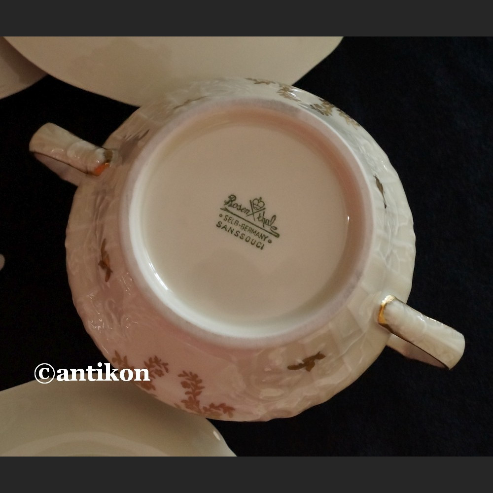 Serwis Rosenthal wyjątkowy kawa herbata na 6 osób Sanssouci ok. 1938 r. Serwis Rosenthal wyjątkowy kawa herbata na 6 osób Sanssouci ok. 1938 r.