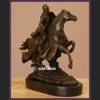 Figura z brązu rycerz w zbroi na koniu kunsztowna rzeźba prawdziwy brąz Figura z brązu rycerz w zbroi na koniu kunsztowna rzeźba prawdziwy brąz