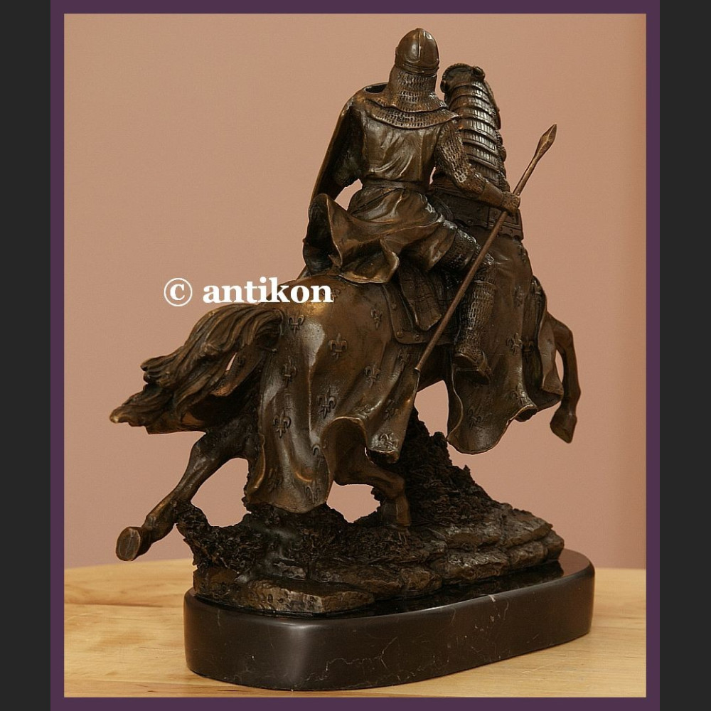 Figura z brązu rycerz w zbroi na koniu kunsztowna rzeźba prawdziwy brąz Figura z brązu rycerz w zbroi na koniu kunsztowna rzeźba prawdziwy brąz