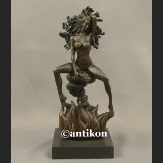 Rzeźba z brązu Ognista Tancerka niesamowita figurka