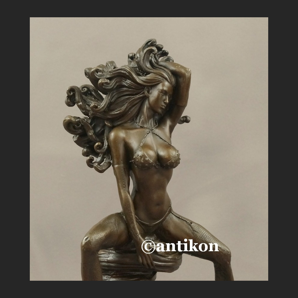 Rzeźba z brązu Ognista Tancerka niesamowita figurka