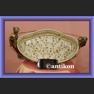 Przepiękna duża patera z figurami kobiet misa na owoce secesja Przepiękna duża patera z figurami kobiet misa na owoce secesja