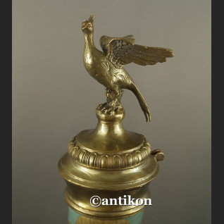 Róg obfitości na szczęście okuty brązem Róg obfitości na szczęście okuty brązem