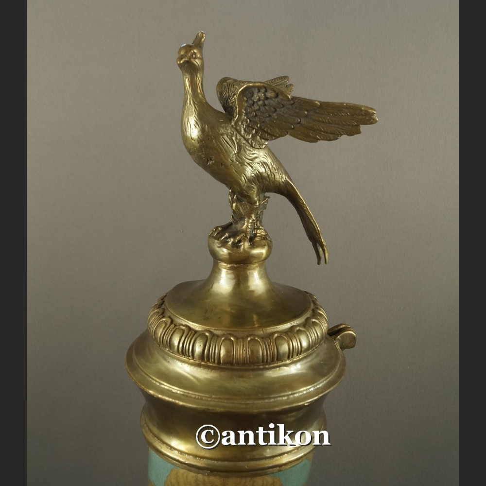 Róg obfitości na szczęście okuty brązem Róg obfitości na szczęście okuty brązem