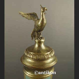 Róg obfitości na szczęście okuty brązem Róg obfitości na szczęście okuty brązem