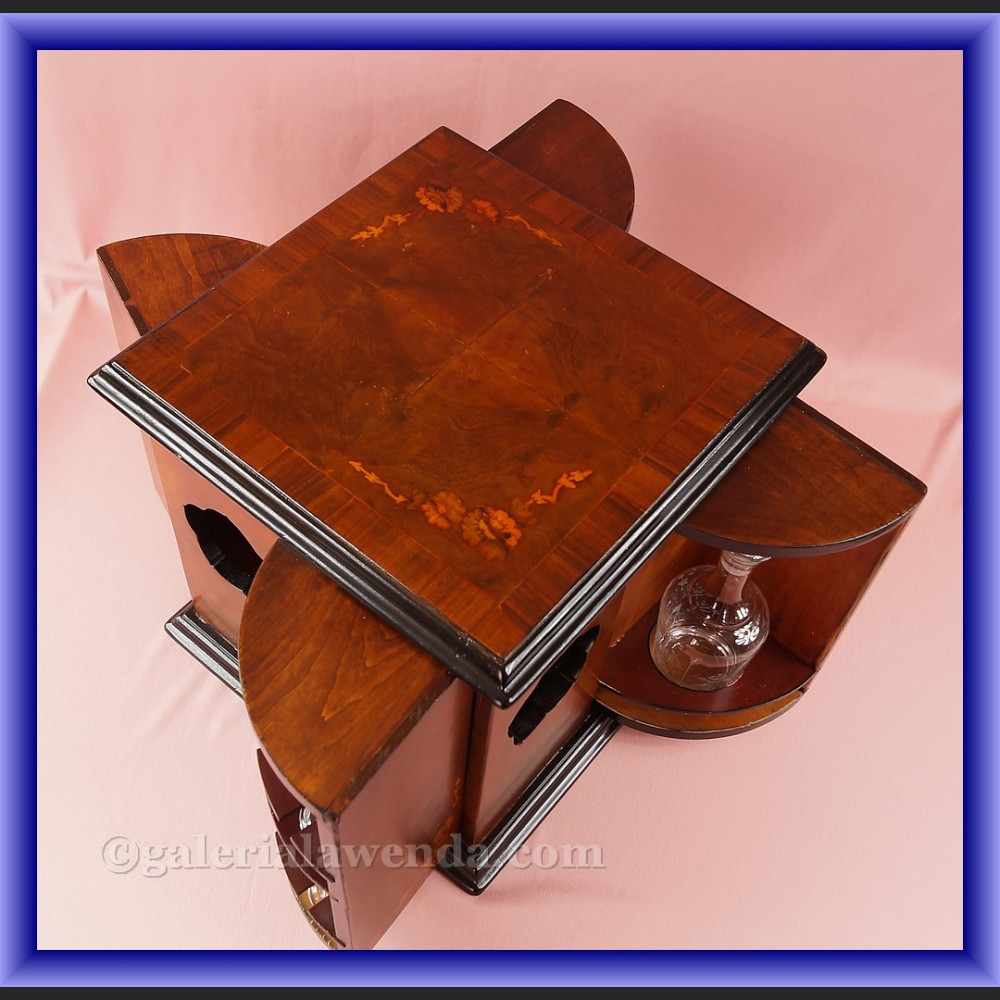 Kantyna podróżna karafka i kieliszki podręczny barek do trunków 