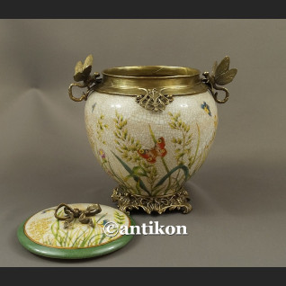 Secesyjna bomboniera okuta brązem szkatuła