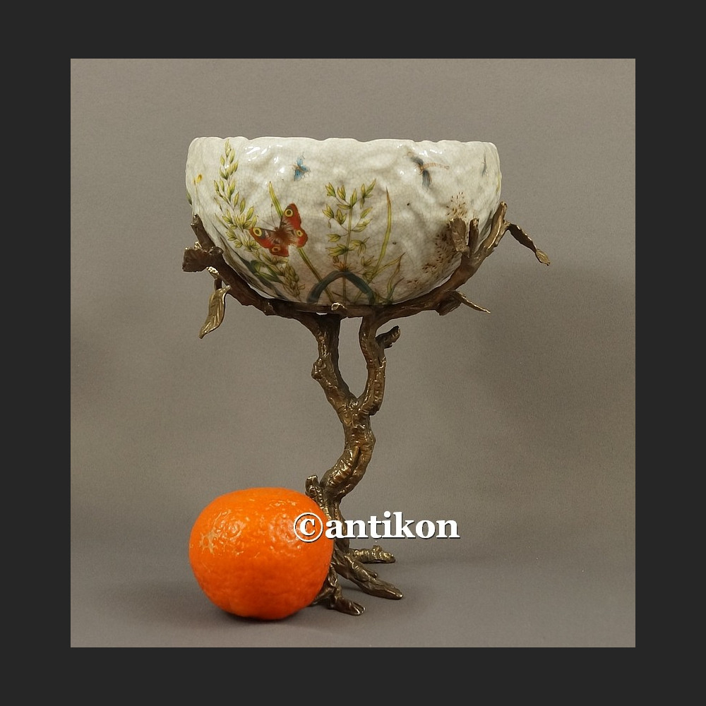 Patera secesyjna porcelana na konarze z brązu Patera secesyjna porcelana na konarze z brązu