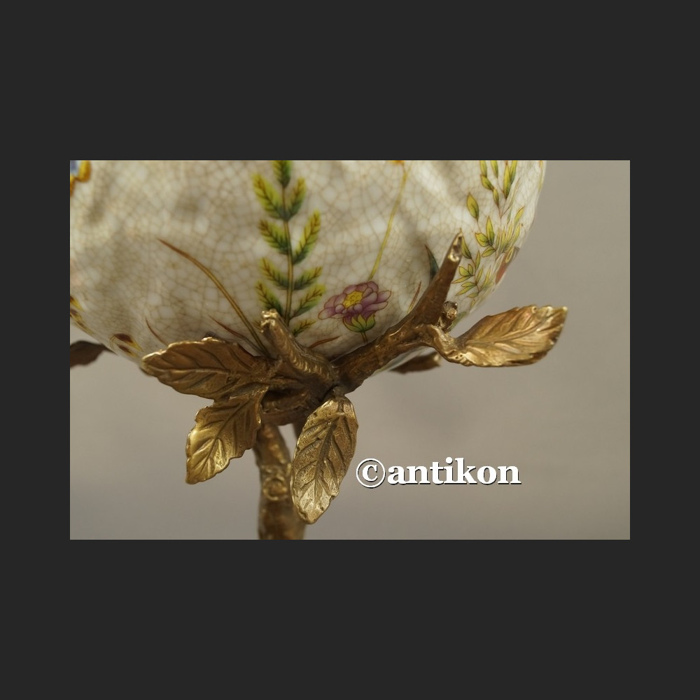 Patera secesyjna porcelana na konarze z brązu Patera secesyjna porcelana na konarze z brązu