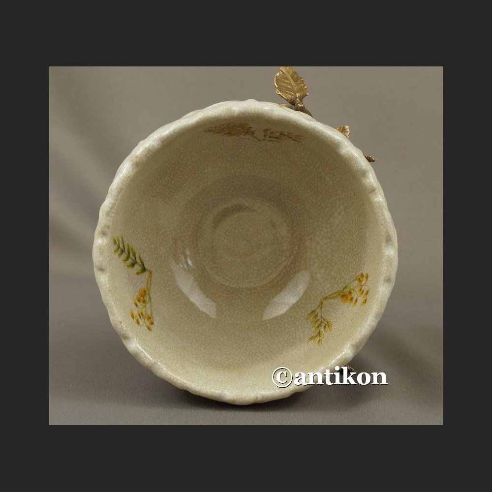 Patera secesyjna porcelana na konarze z brązu Patera secesyjna porcelana na konarze z brązu