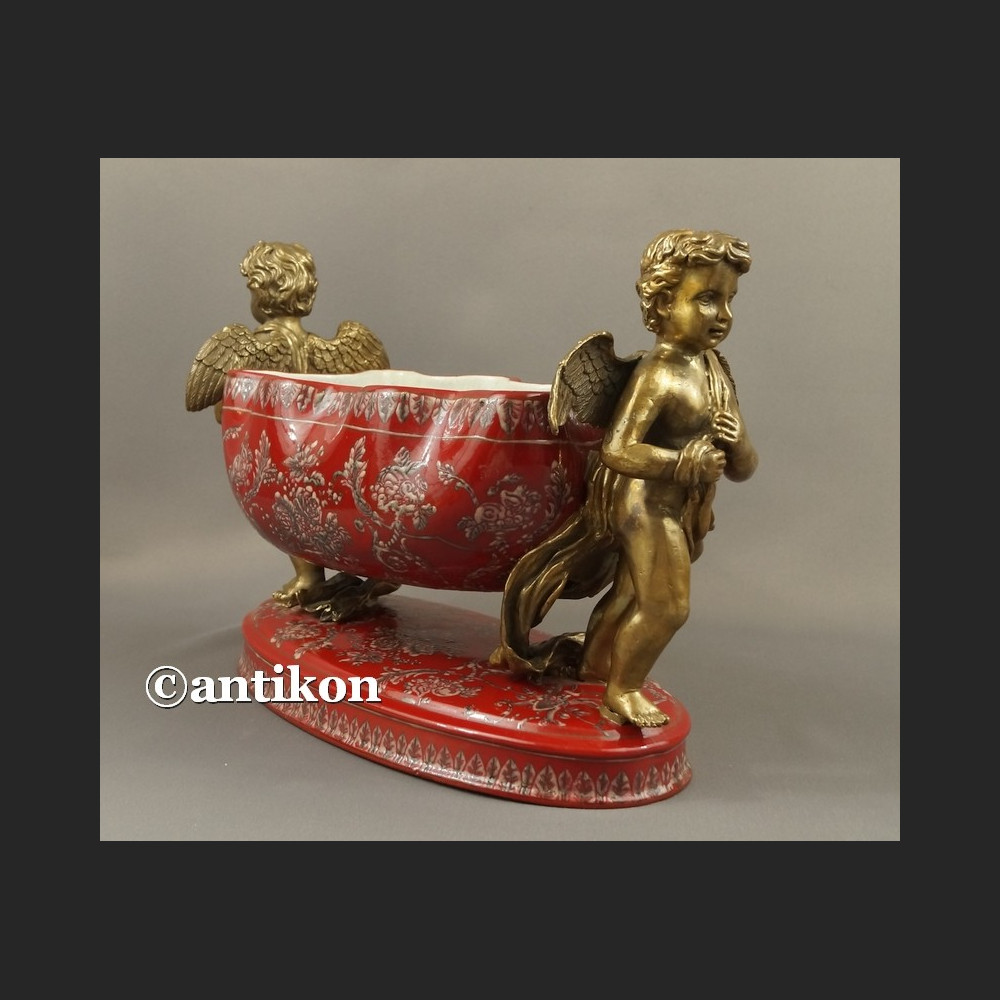 Patera barokowa z aniołami porcelana z brązem  Patera barokowa z aniołami porcelana z brązem