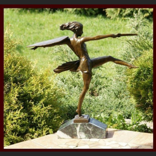 RZEŹBA PIĘKNEJ WOJOWNICZEJ AMAZONKI BRĄZ RZEŹBA PIĘKNEJ WOJOWNICZEJ AMAZONKI BRĄZ