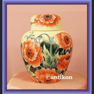 Wazon z porcelany ręcznie malowany kwiaty maki Wazon z porcelany ręcznie malowany kwiaty maki