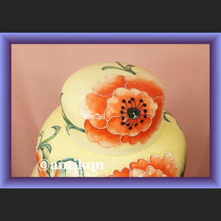 Wazon z porcelany ręcznie malowany kwiaty maki Wazon z porcelany ręcznie malowany kwiaty maki