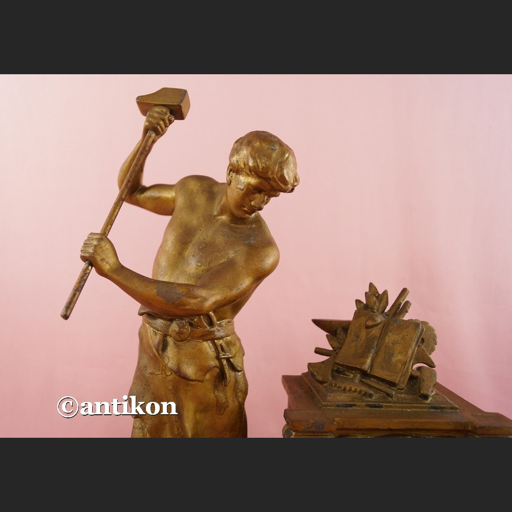 Zegar kominkowy Kowal stary francuski Zegar kominkowy Kowal stary francuski