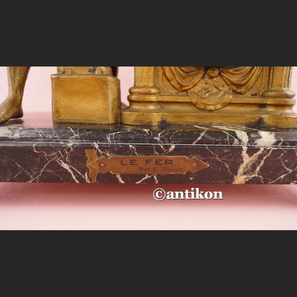 Zegar kominkowy Kowal stary francuski Zegar kominkowy Kowal stary francuski