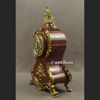 Stary zegar kominkowy w stylu Boulle Stary zegar kominkowy w stylu Boulle