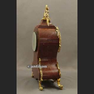 Stary zegar kominkowy w stylu Boulle Stary zegar kominkowy w stylu Boulle