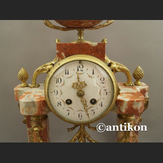 Stary zegar z różowego marmuru Francja 1900r 