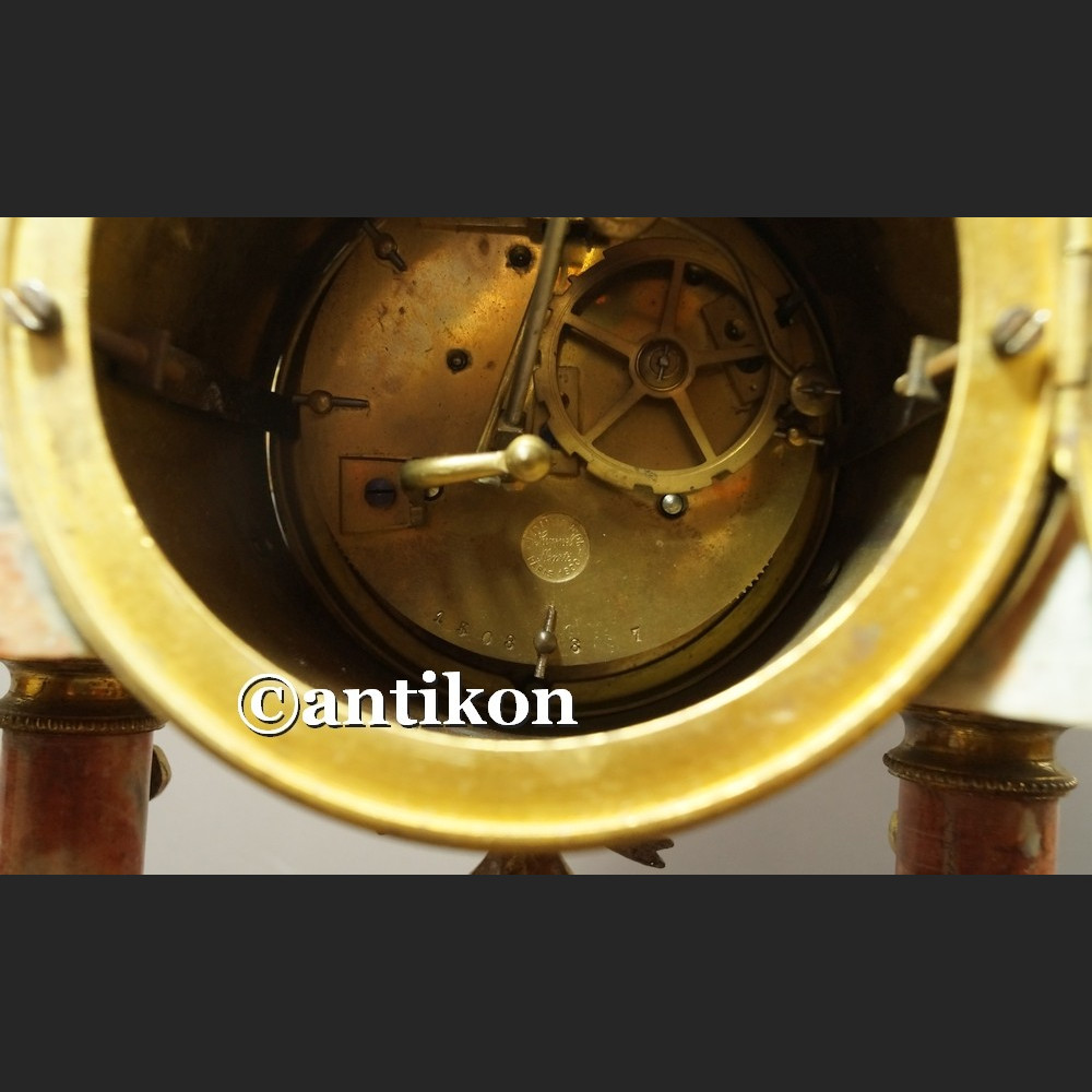 Stary zegar z różowego marmuru Francja 1900r 