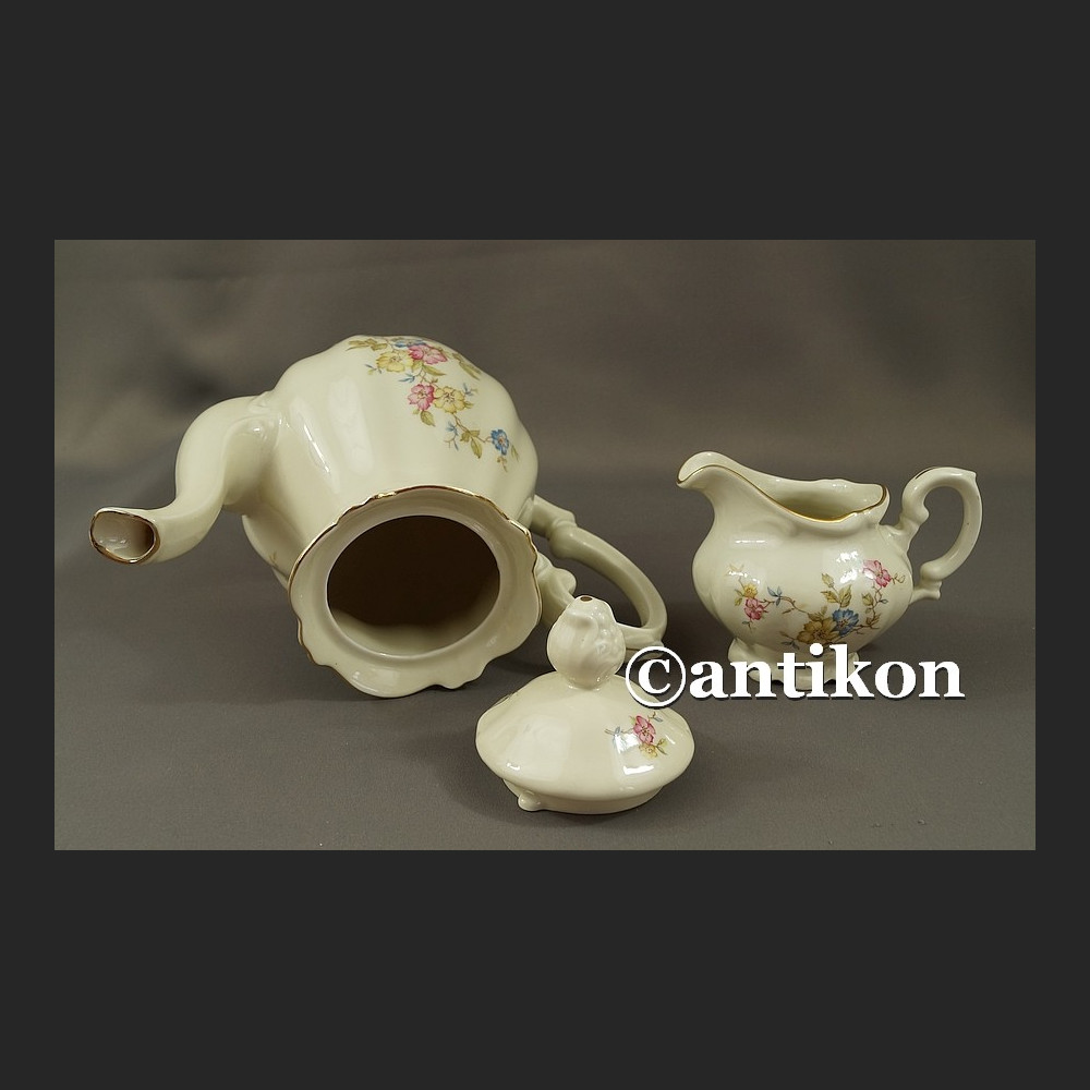 Porcelana Bawarska dzbanek do herbaty kawy i mlecznik Porcelana Bawarska dzbanek do herbaty kawy i mlecznik