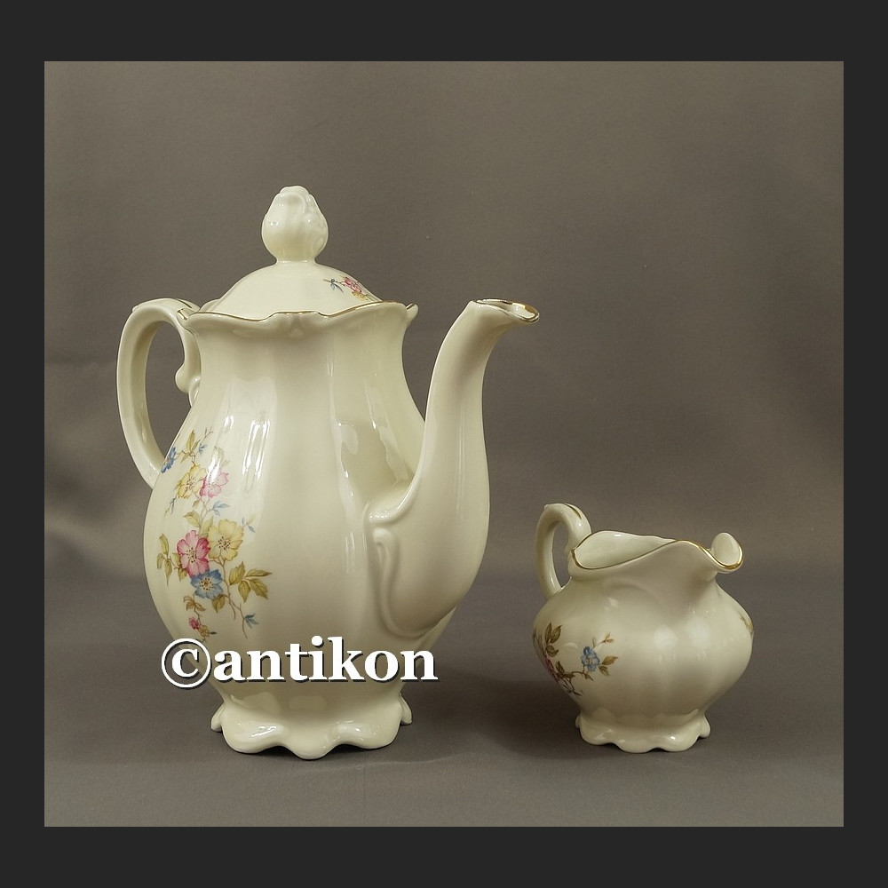 Porcelana Bawarska dzbanek do herbaty kawy i mlecznik Porcelana Bawarska dzbanek do herbaty kawy i mlecznik